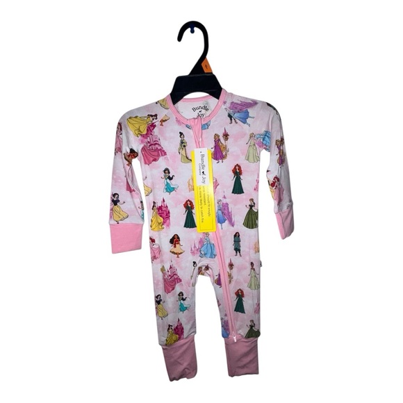 Bundle Of Joy Other - Bundle of Joy Bamboo Zippy Sleeper | Magical Manors Print | 3–6 Months
